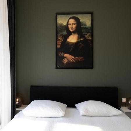 Hotel En Stadscafe De Dam L Hotel Моникендам Екстериор снимка